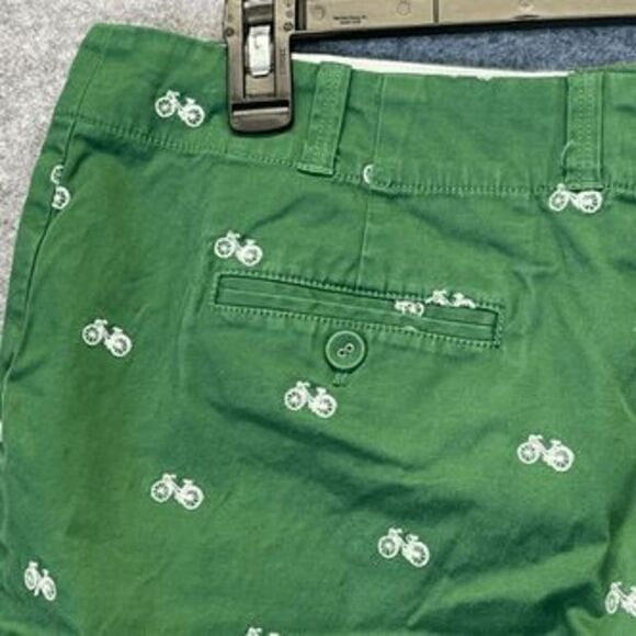 TALBOTS 10P Green Bicycle Embroidered Bermuda Shorts Cotton Stretch Petites - Picture 14 of 16